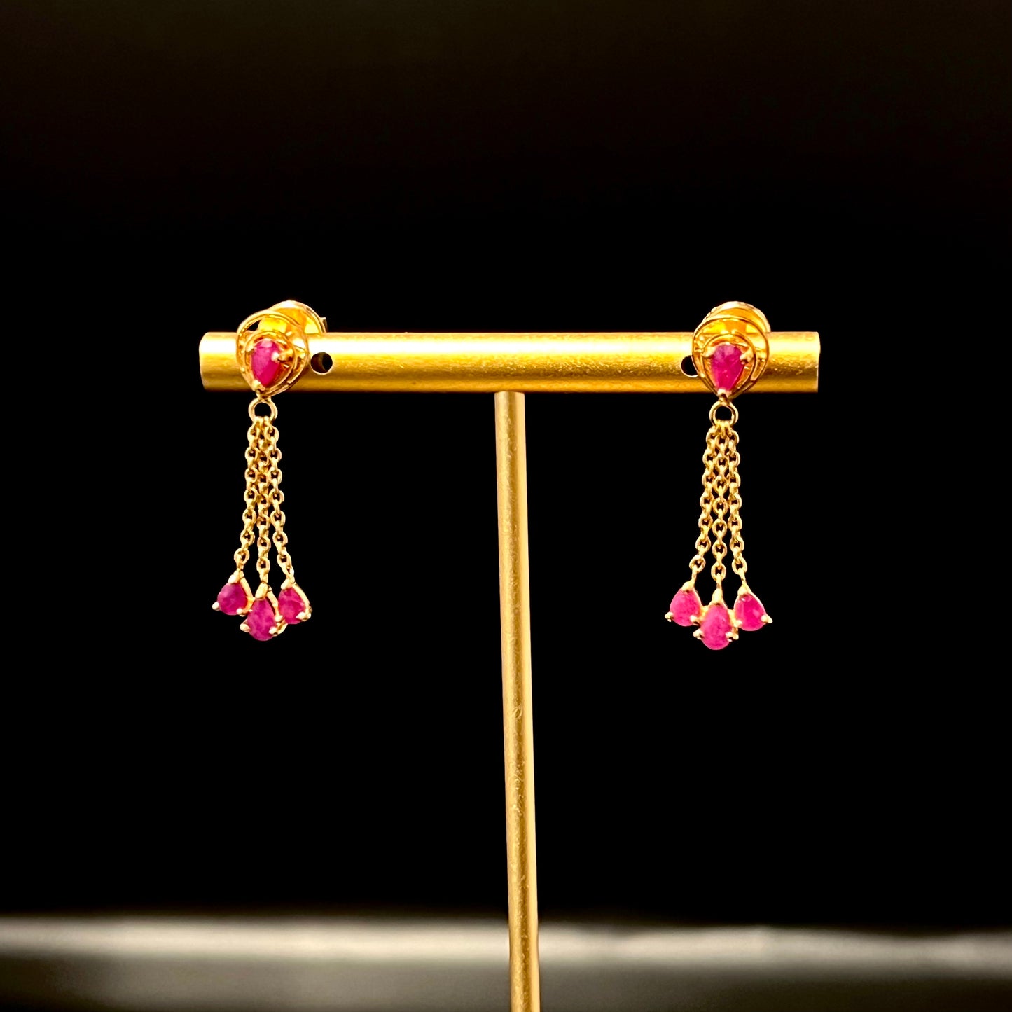 Eccentric Ruby Pendant Set