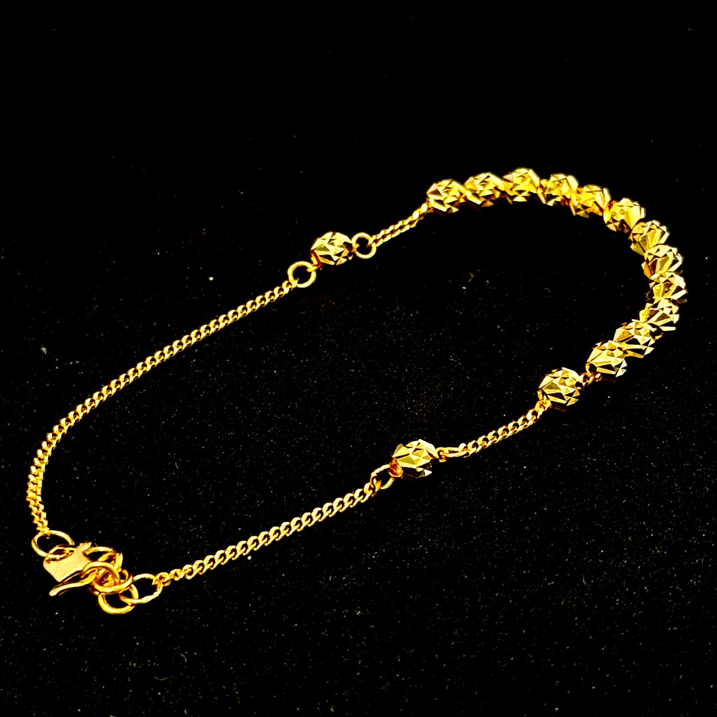Dainty & Dazzling Gold Bracelet