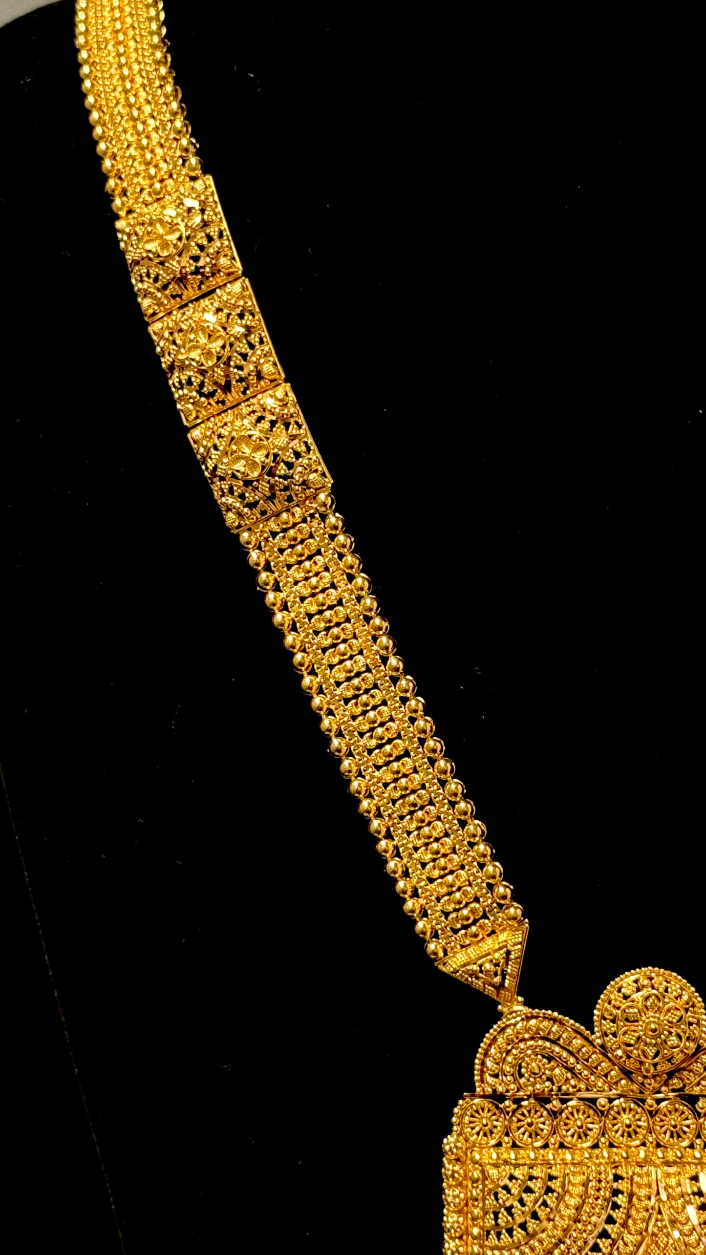 Luxurious Gold Bridal Set with Heavy Square and Ghungroo Pendant