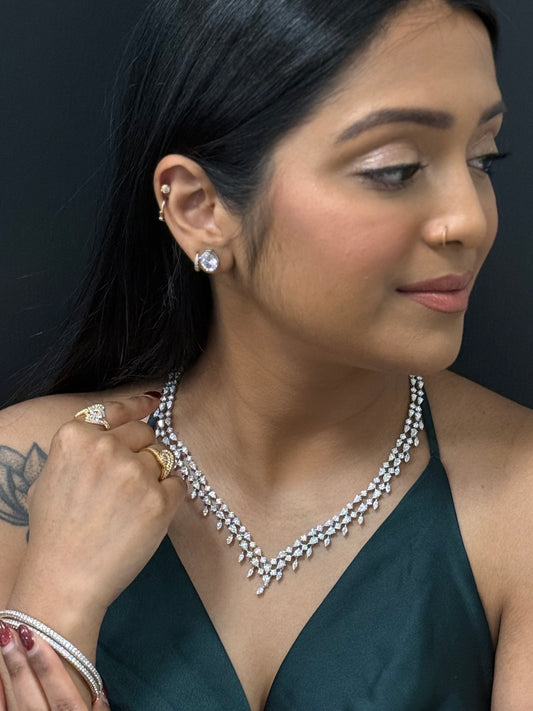 Breathtaking V-Shaped 20.86 Carat Diamond Necklace