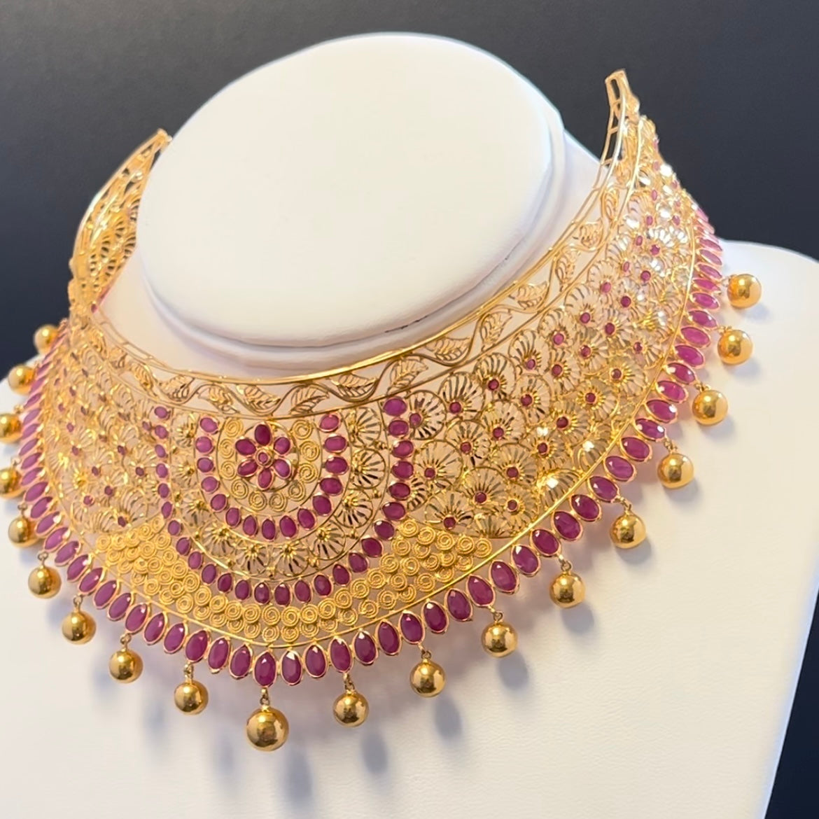 Marvelous Ruby & Gold Stiff Choker