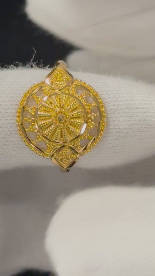 Spoke Luxe Gold Ring