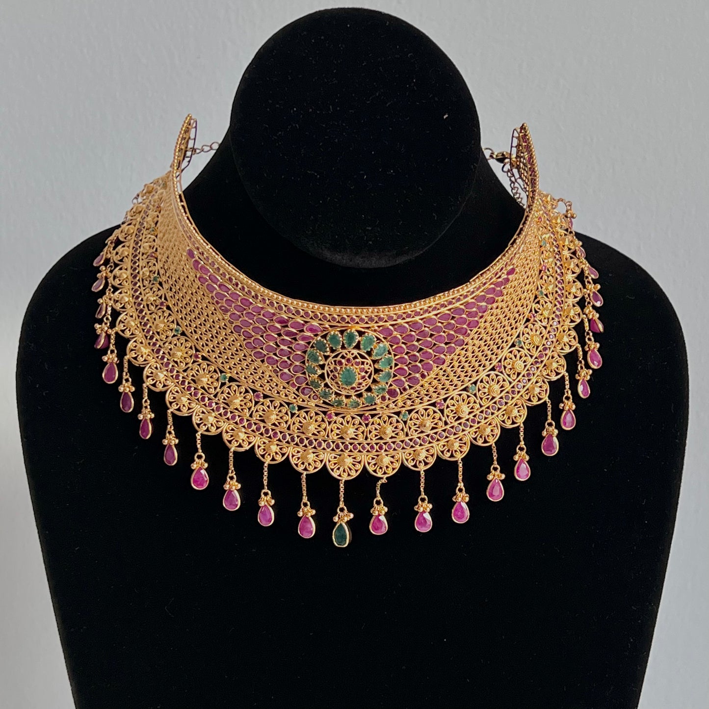 Marvelous Stiff Choker with Drop Emeralds and Rubies