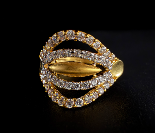 Inverted 4-Line Gold Ring with Sparkles