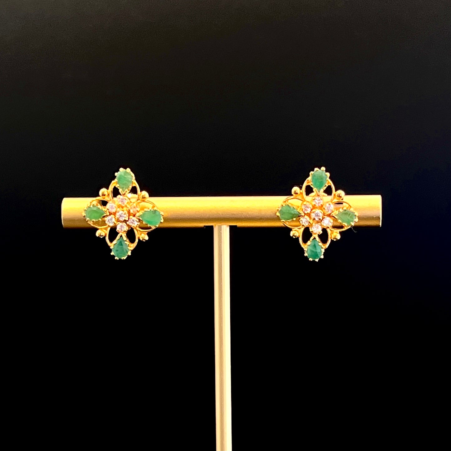 Diamond-Shape Earrings with Emerald and CZ Touch