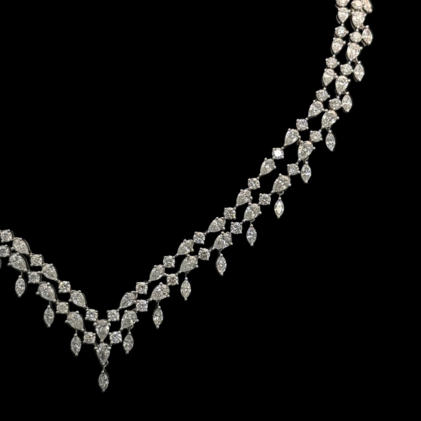 Breathtaking V-Shaped 20.86 Carat Diamond Necklace