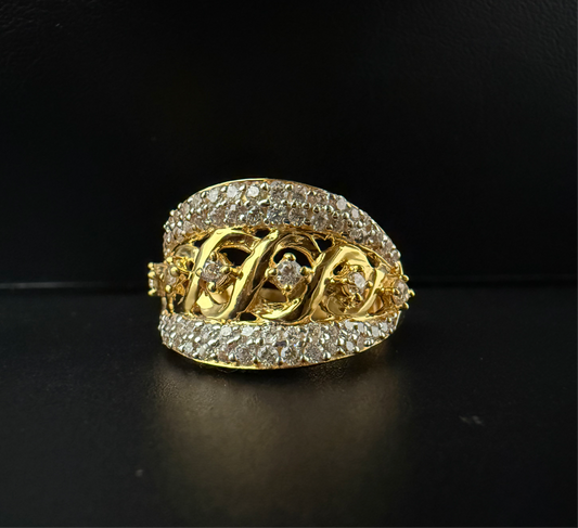 Marvelous Gold Ring with Sparkle