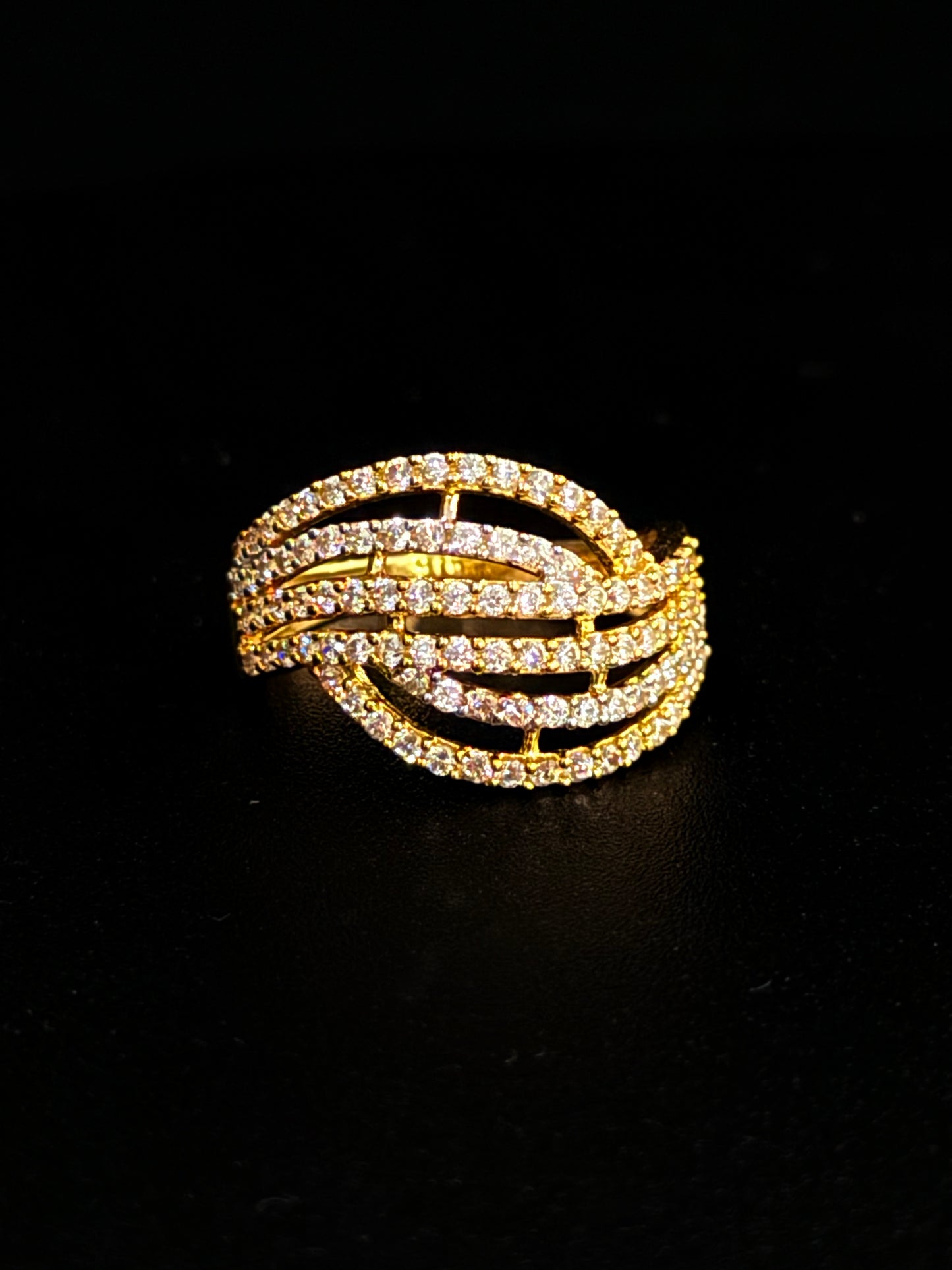 Wavy Gold Ring with Cubic Zirconia