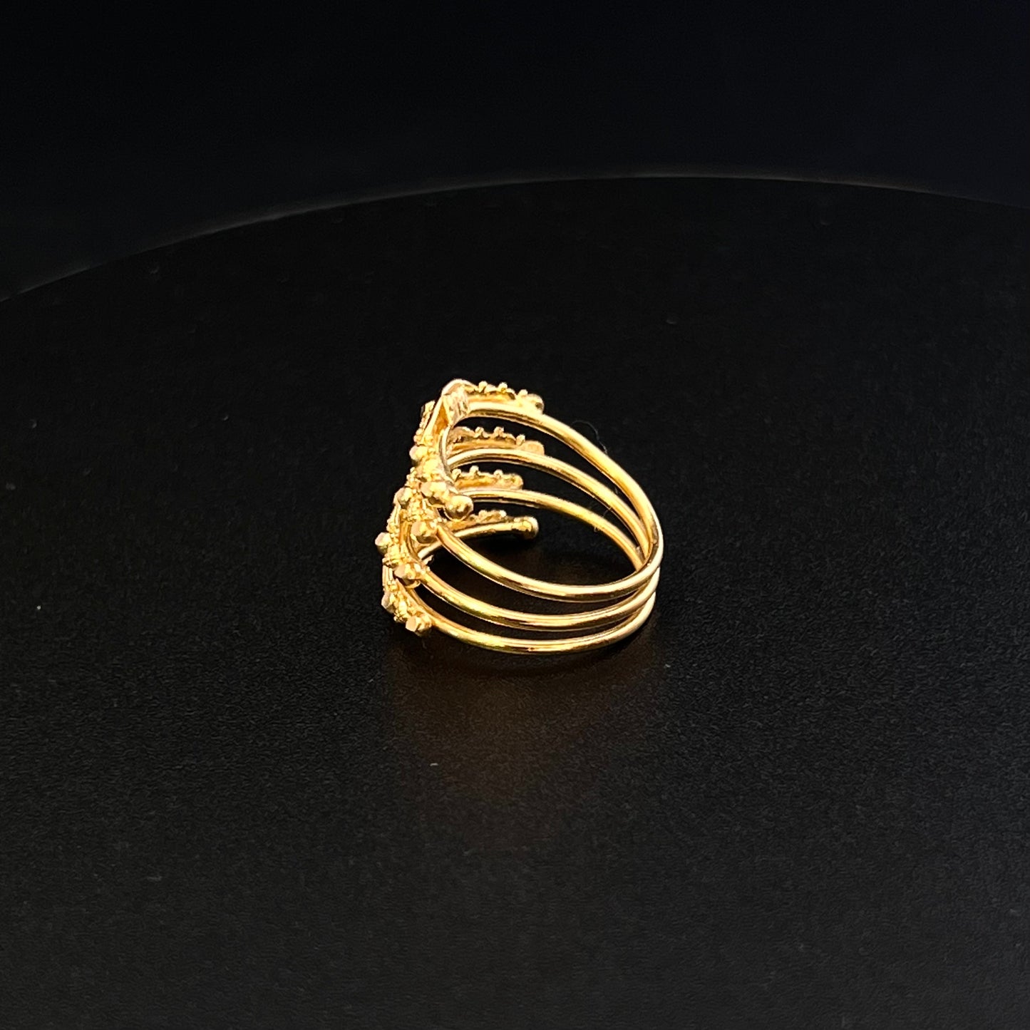 4-line Golden Spring Ring