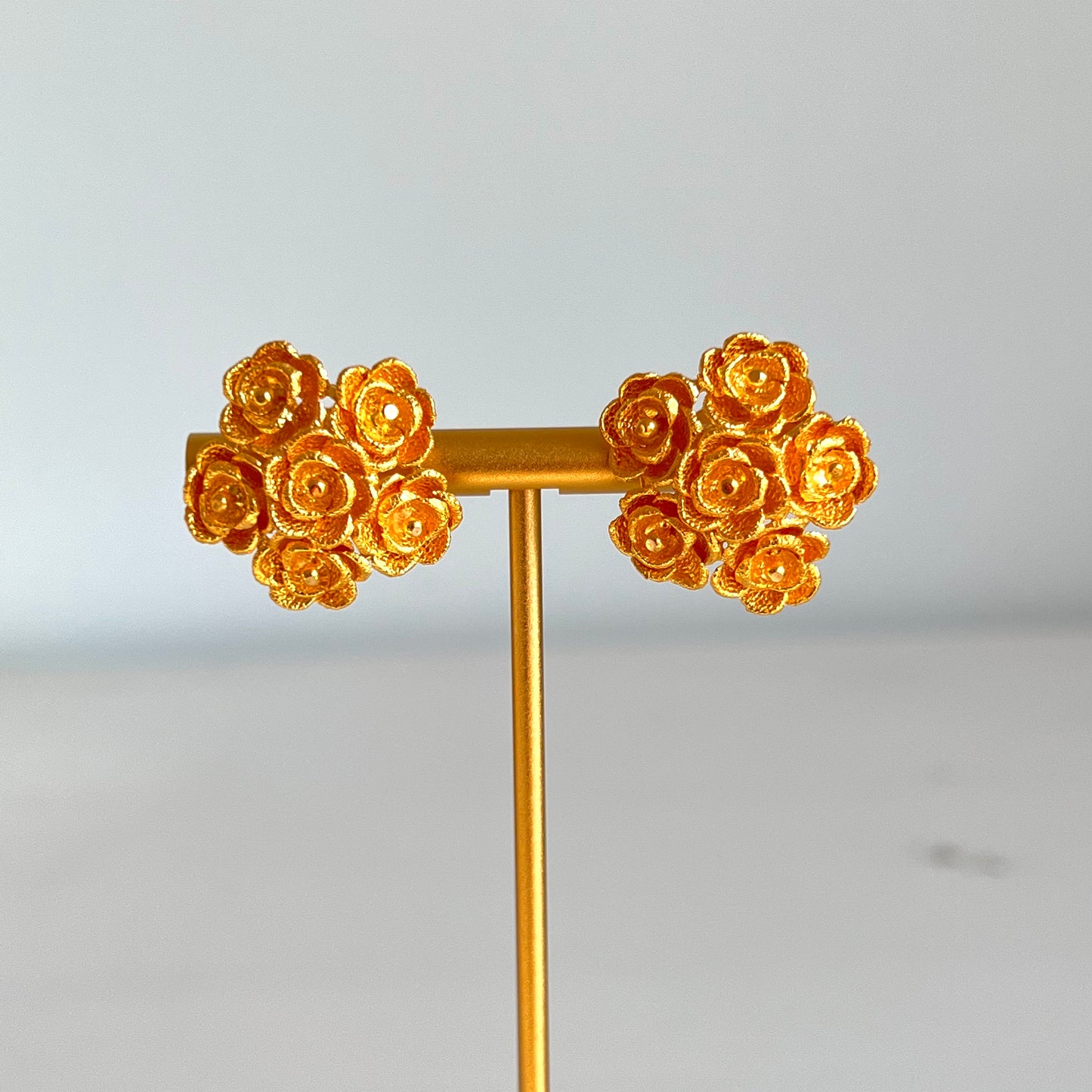 Adorable 3-Dimension Floral Necklace Set